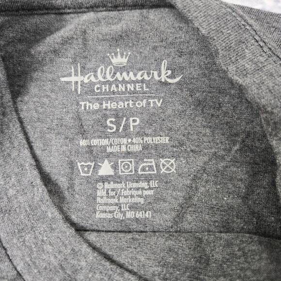 NWT Hallmark Channel Happy Dog T-shirt Gray Short Sleeve Unisex size Small - Picture 6 of 9